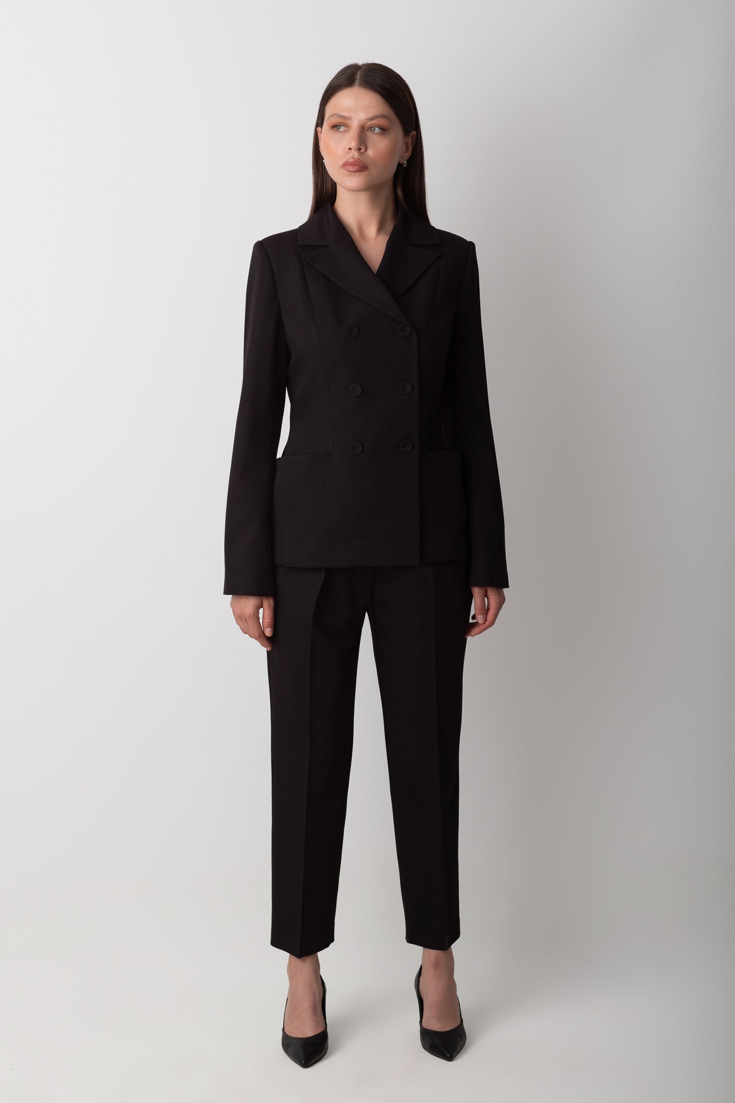 CEP DETAYLI SİYAH CEKET