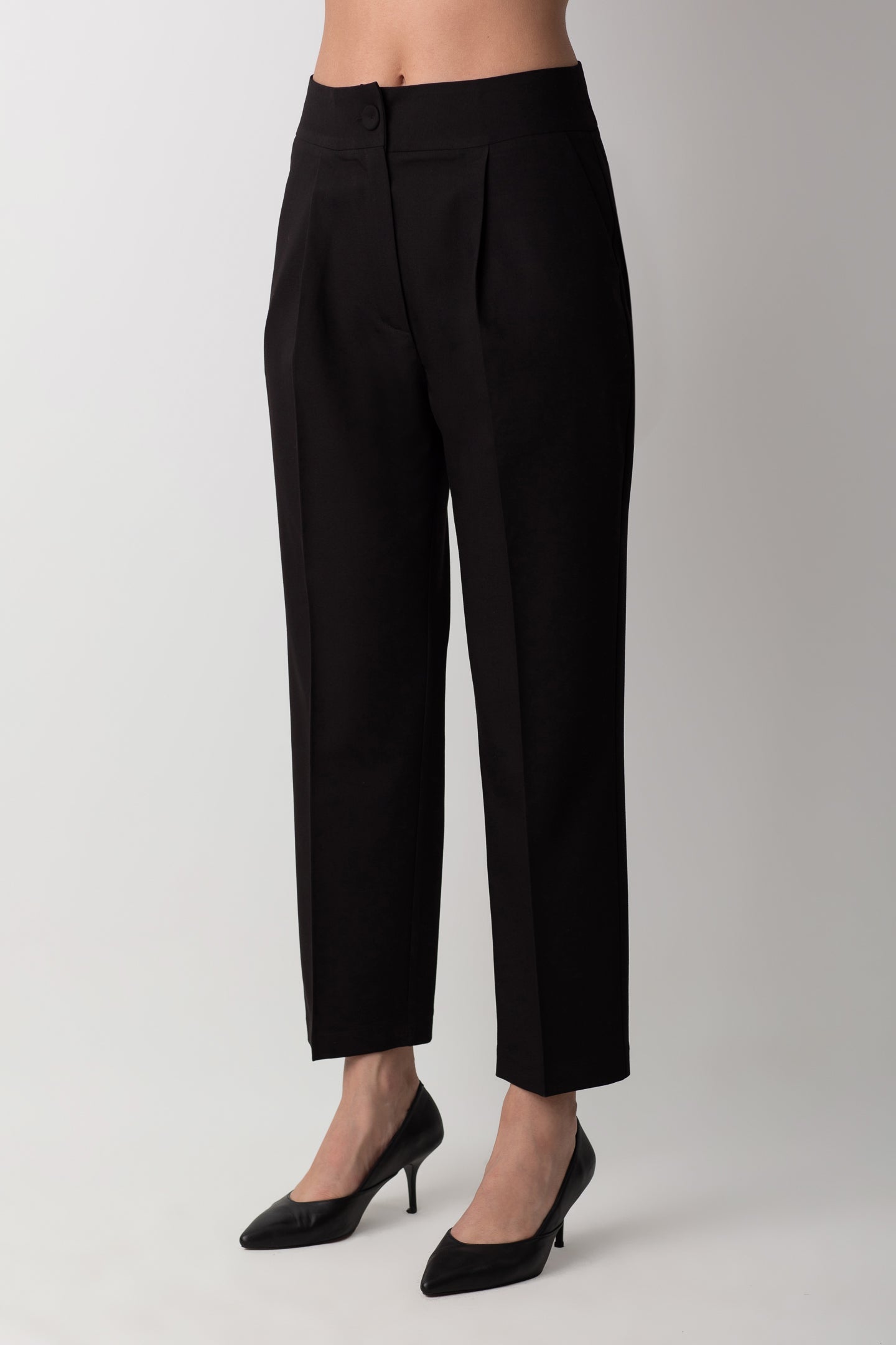 CEPLİ SİYAH HAVUÇ PANTOLON