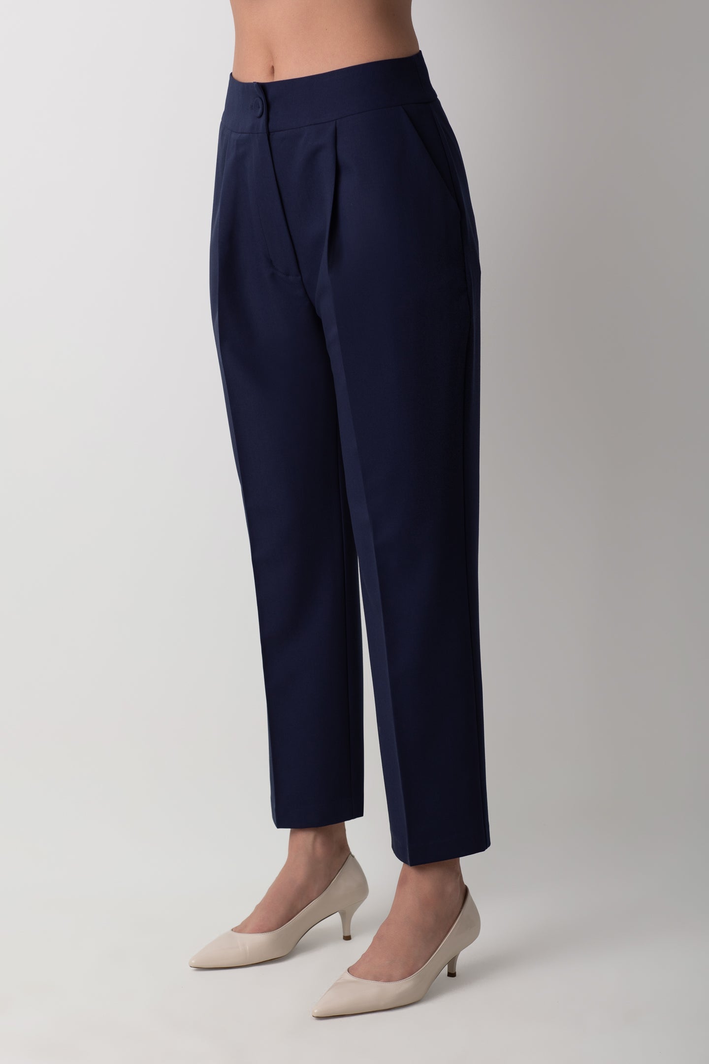 CEPLİ LACİVERT HAVUÇ PANTOLON