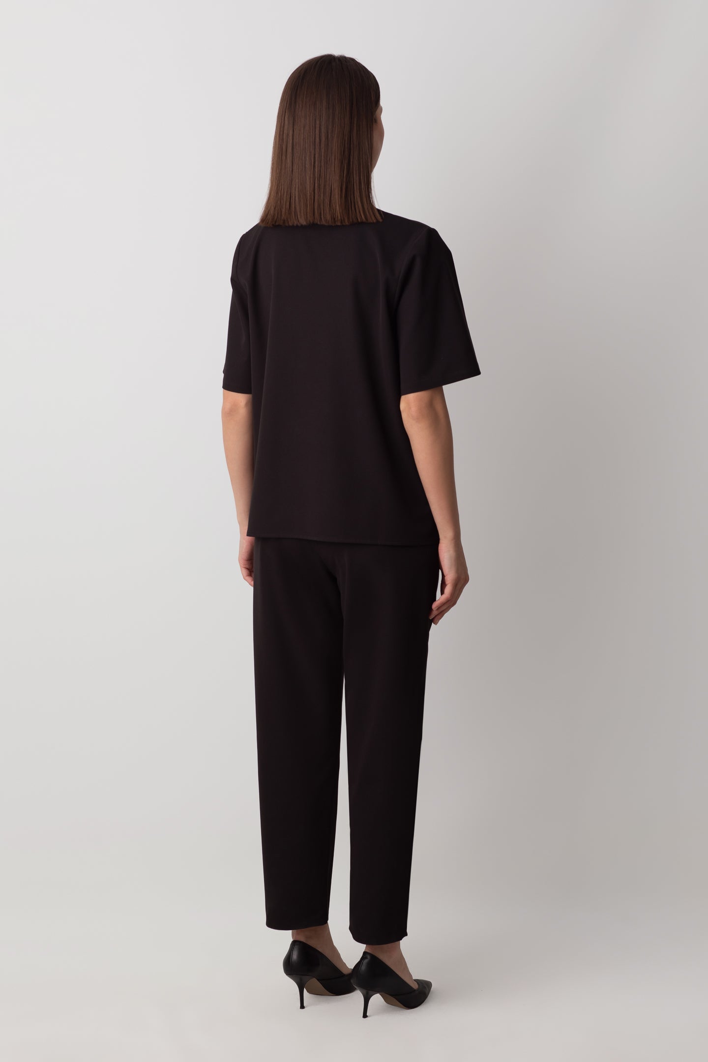 DÖKÜMLÜ SİYAH GÖMLEK