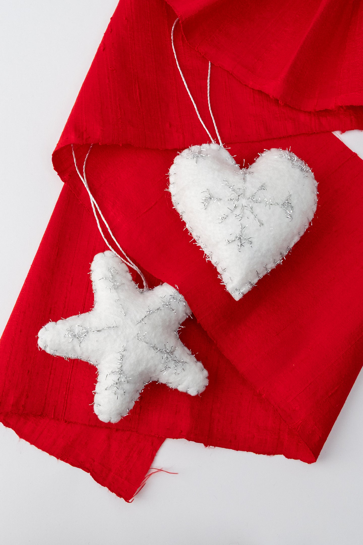 KALP NOEL AĞACI SÜSÜ